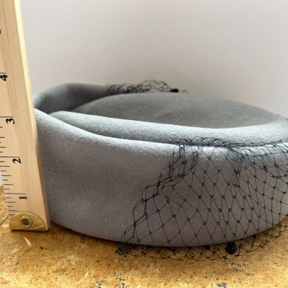 Vintage Lancaster Women's Gray Wool Counter Fit By Frank Olive Hat w/ Black Lace - Picture 7 of 12